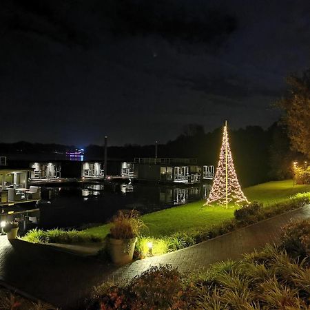 Houseboat Marina Mookerplas 4-6 Persons Plasmolen Zewnętrze zdjęcie
